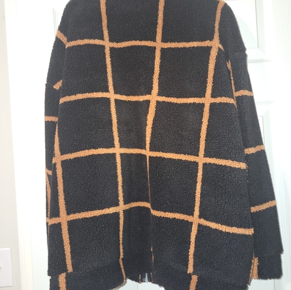Express Plaid Teddy Sherpa Jacket - Picture 7 of 8